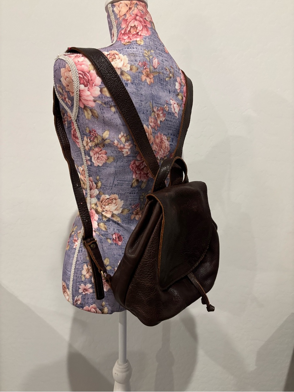 Portland Leather Classic Brown bucket pebbled Leather Backpack